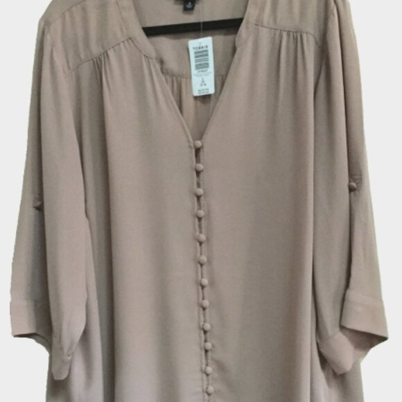Torrid Women Size 3 3x 22-24 Tan Taupe Harper Blouse Top V-neck Button Front - Picture 2 of 10